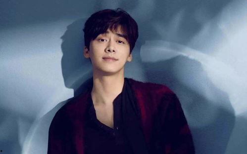 外国人吃瓜李易峰视频,外国网友的围观与热议