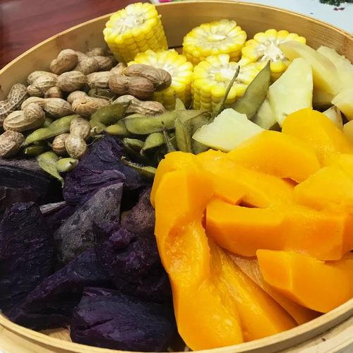 平凉吃瓜的视频