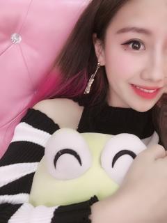 吃瓜小表妹景甜视频