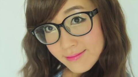 吃瓜博主化妆视频教程,轻松打造日常美妆教程