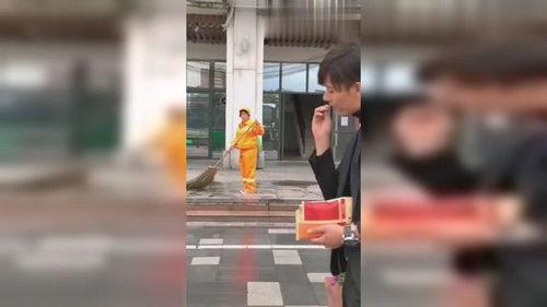 街道大妈吃瓜视频
